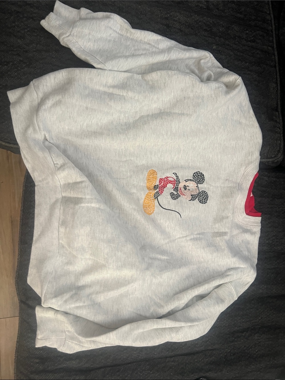 Vintage 90s stitched Mickey crew neck